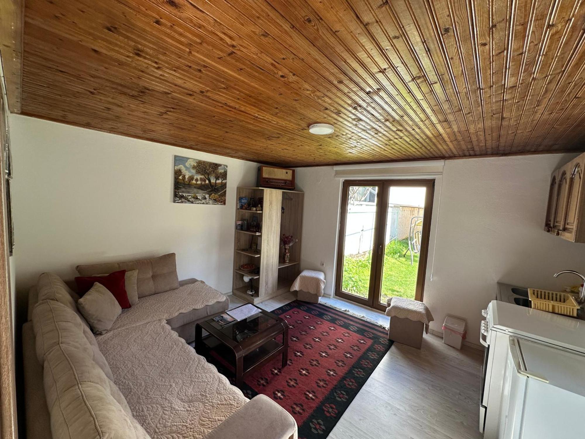 Garden Guesthouse Gjakova Екстериор снимка