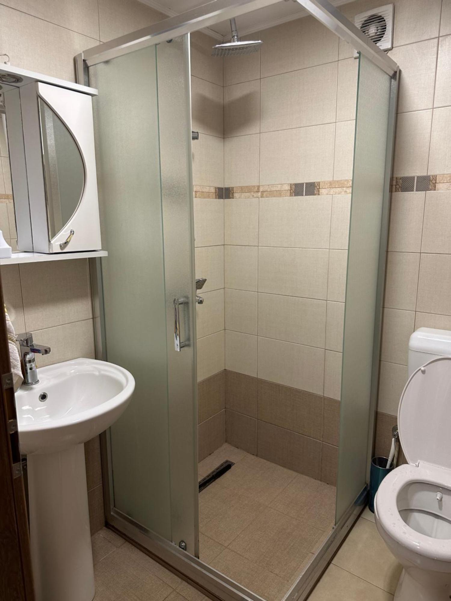 Garden Guesthouse Gjakova Екстериор снимка